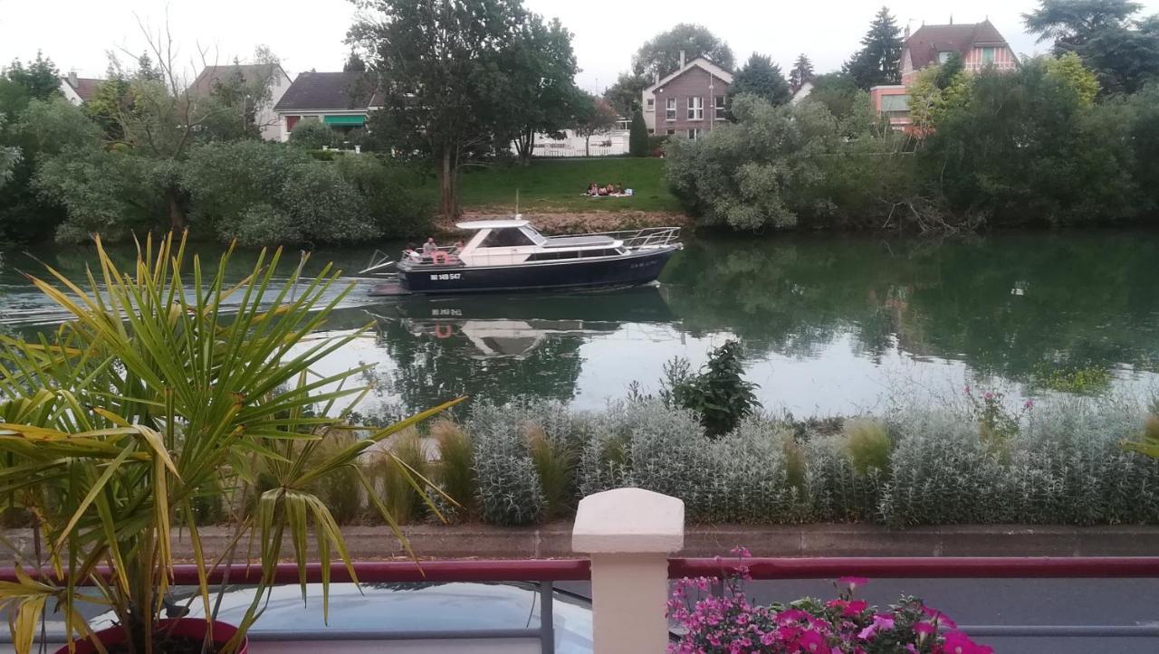 Les Pingouins De La Marne Bed & Breakfast Le Perreux-Sur-Marne Exterior foto
