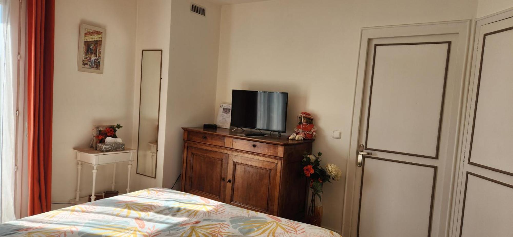 Les Pingouins De La Marne Bed & Breakfast Le Perreux-Sur-Marne Exterior foto